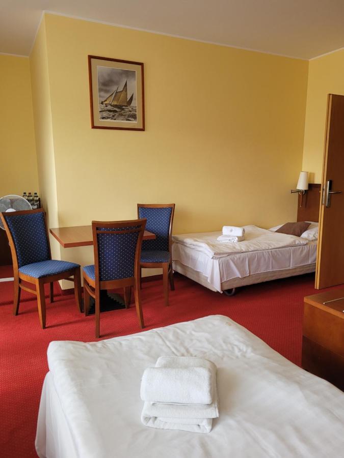 Virgo B&B Biznes 露米雅 外观 照片