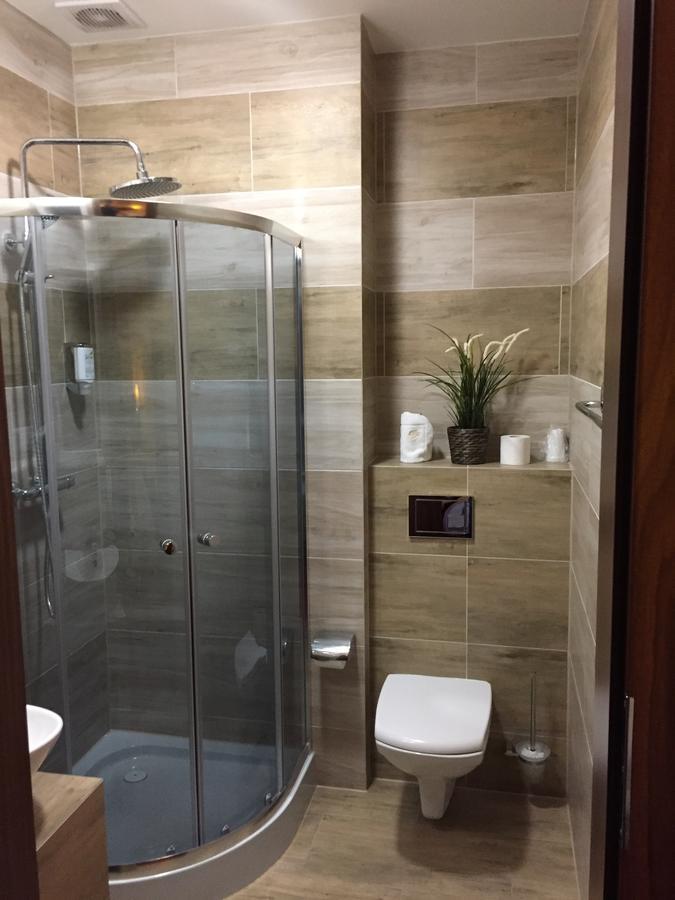 Virgo B&B Biznes 露米雅 外观 照片